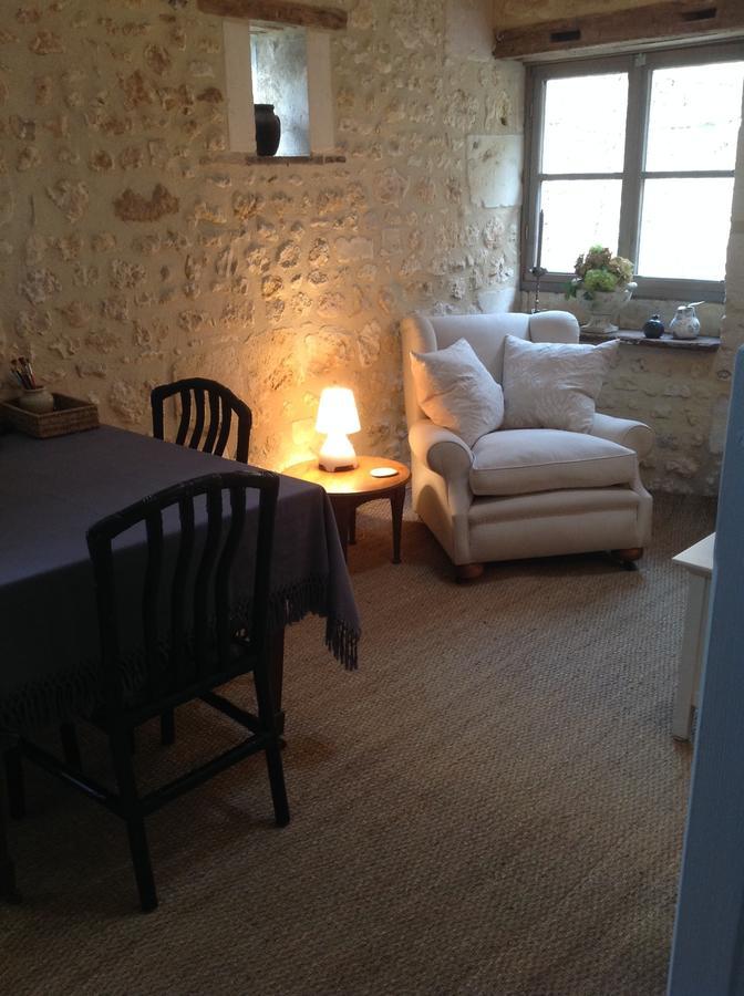 Chez Brown Bed & Breakfast Saint-Thomas-de-Conac Bagian luar foto