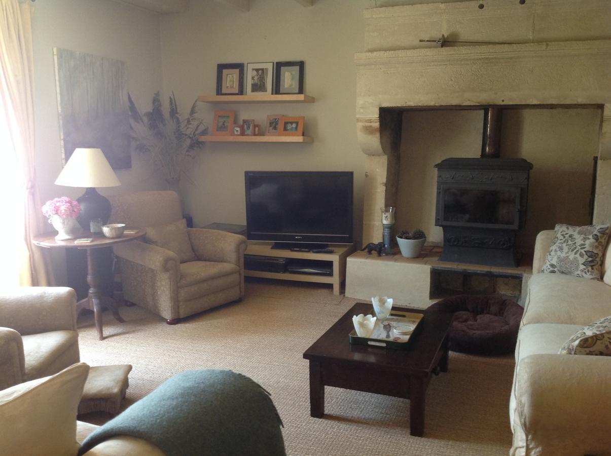 Chez Brown Bed & Breakfast Saint-Thomas-de-Conac Bagian luar foto