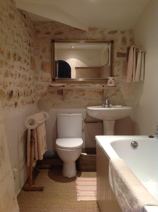 Chez Brown Bed & Breakfast Saint-Thomas-de-Conac Bagian luar foto