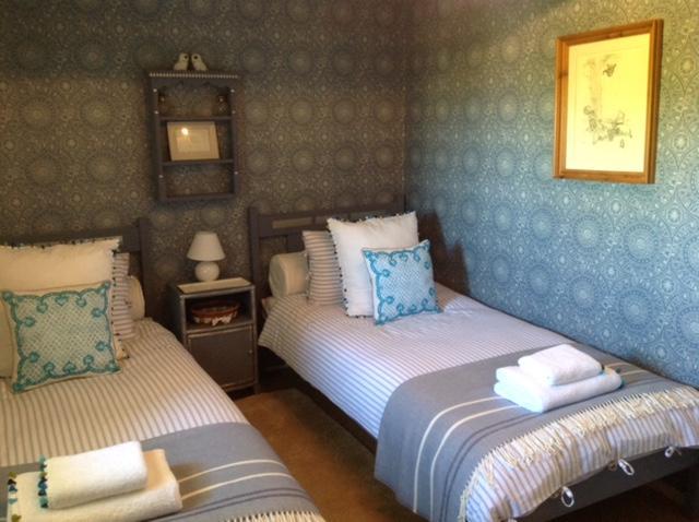 Chez Brown Bed & Breakfast Saint-Thomas-de-Conac Bagian luar foto